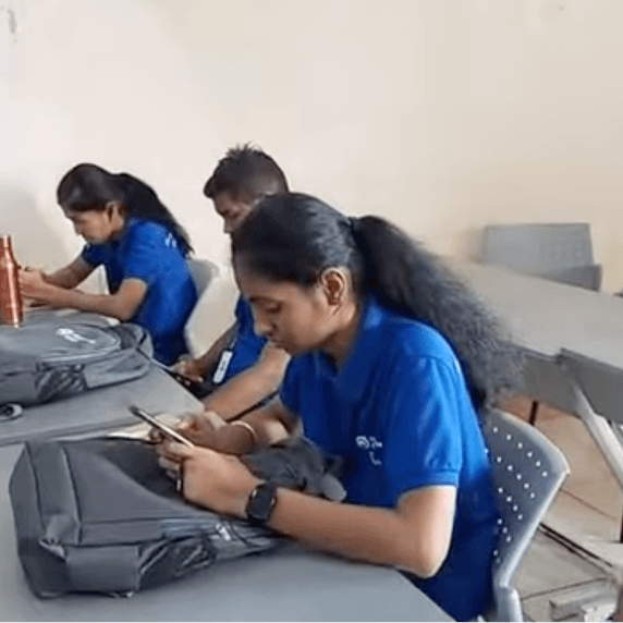 Hubballi mentor guiding student